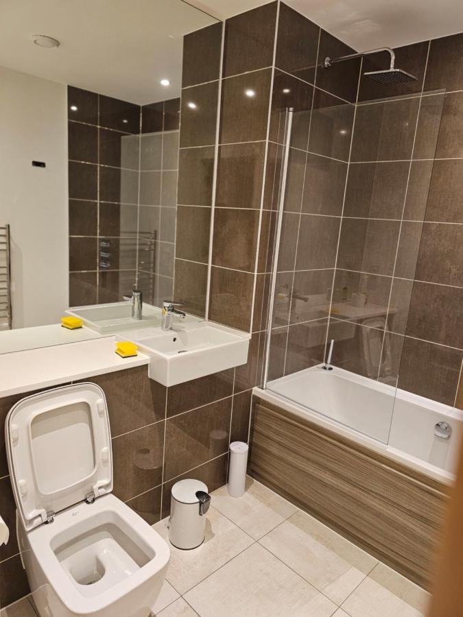 Santina Apartments クロイドン エクステリア 写真