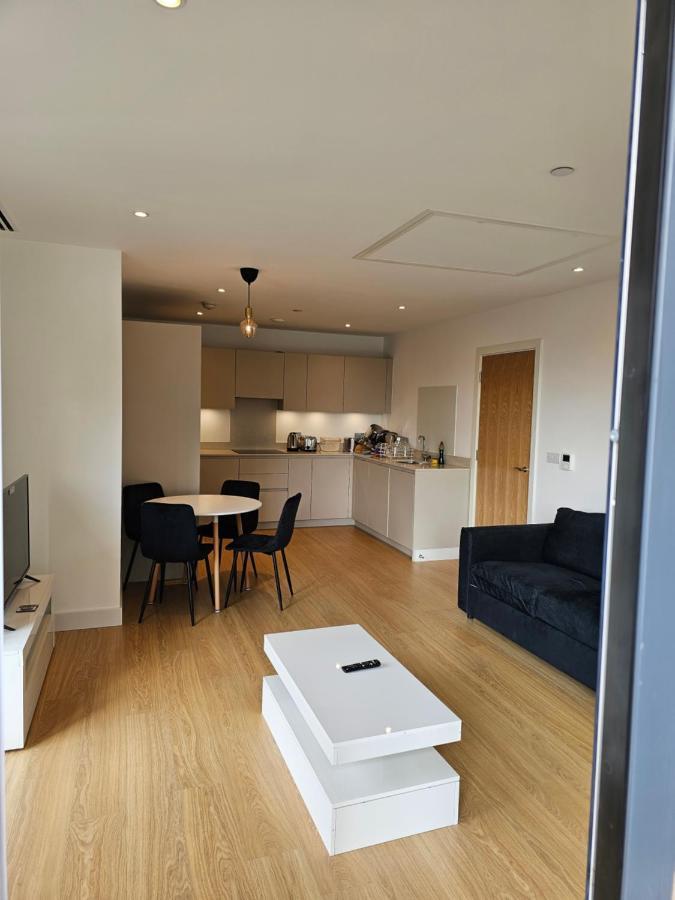 Santina Apartments クロイドン エクステリア 写真