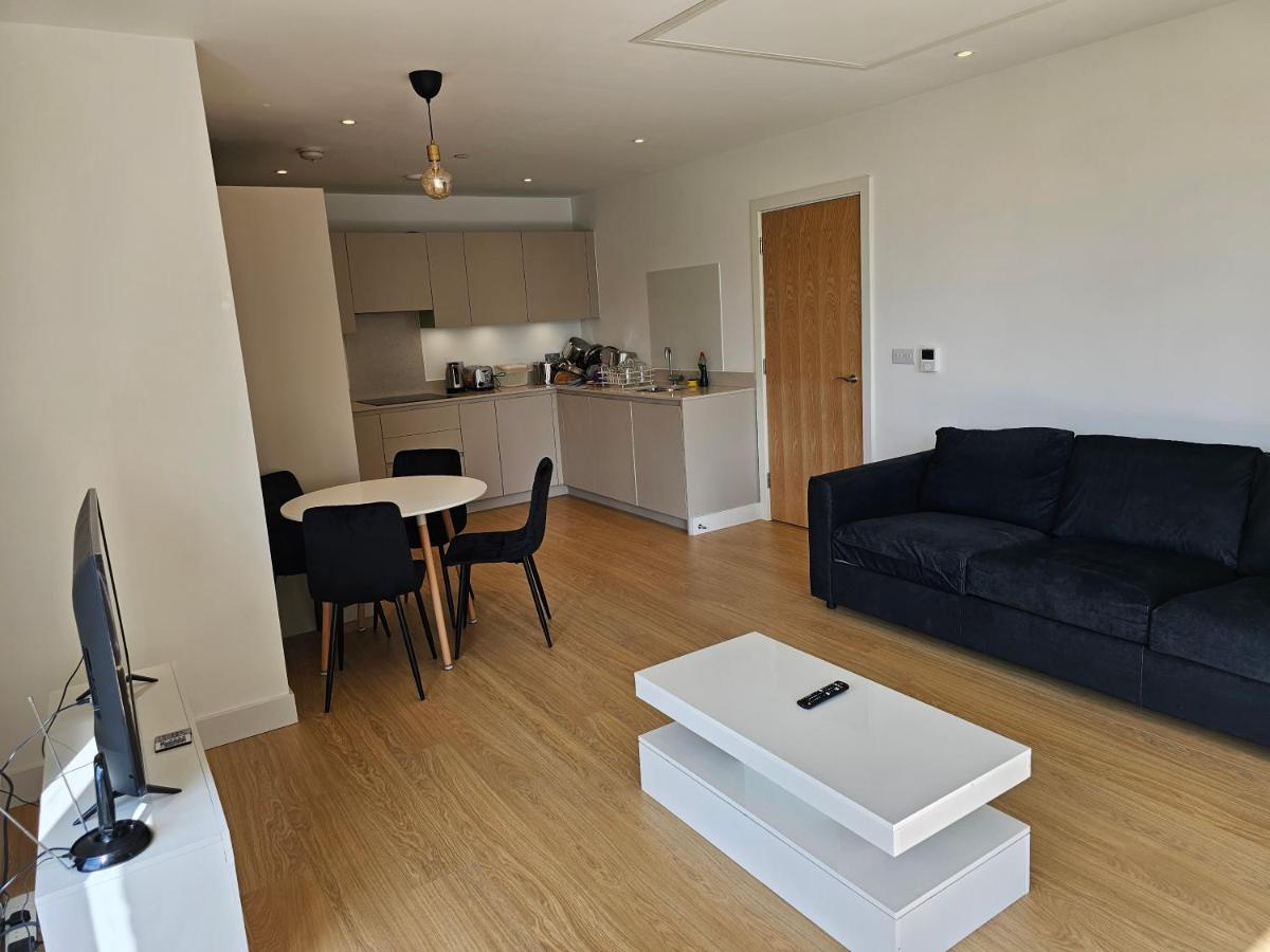 Santina Apartments クロイドン エクステリア 写真