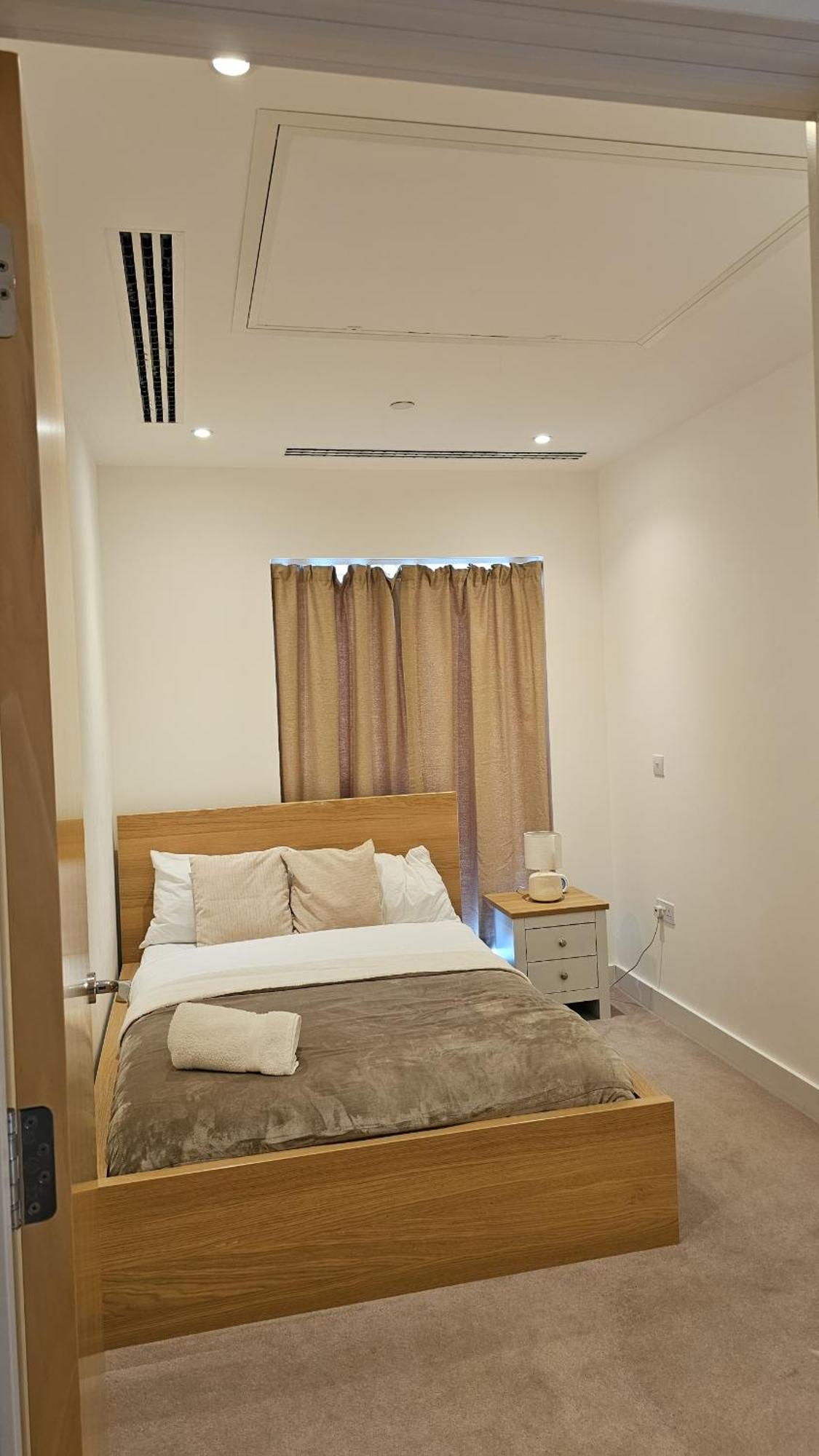 Santina Apartments クロイドン エクステリア 写真