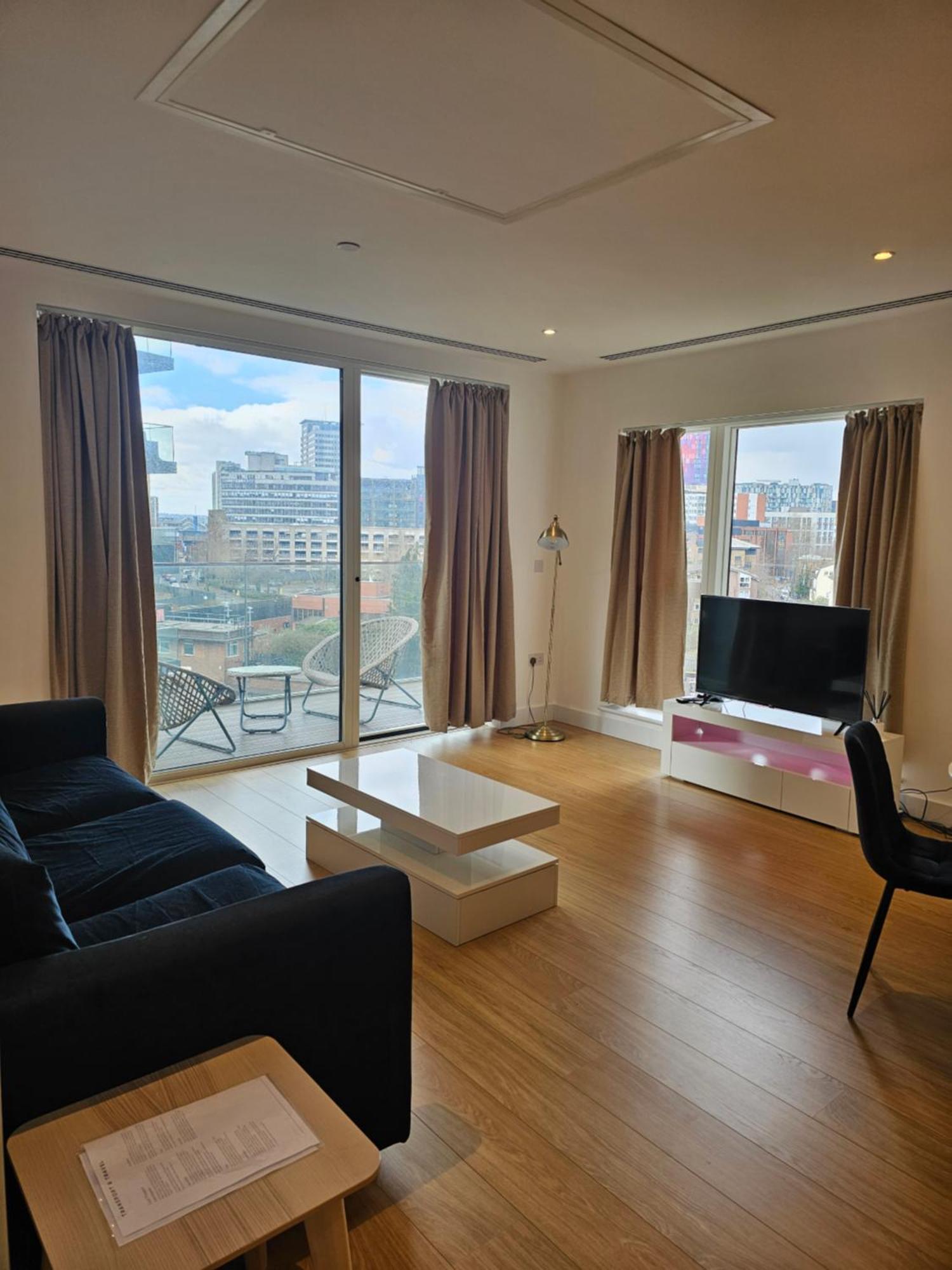 Santina Apartments クロイドン エクステリア 写真